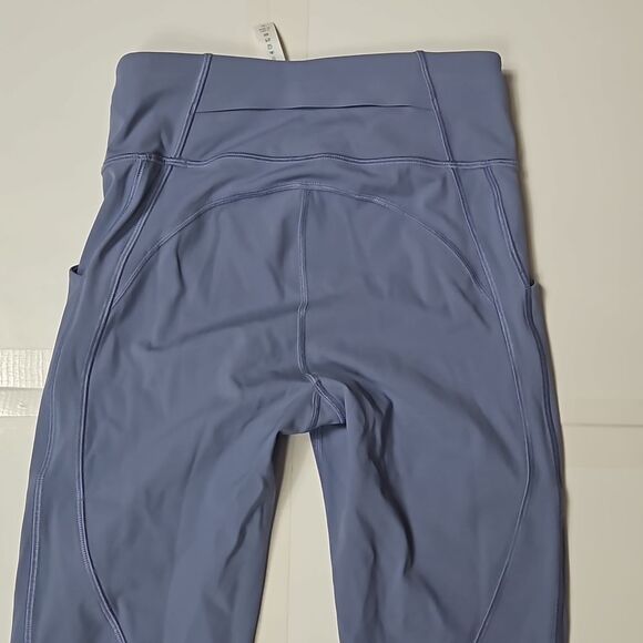 NWOT Lululemon Time to Sweat Crop 23" size 4 - Picture 7 of 10